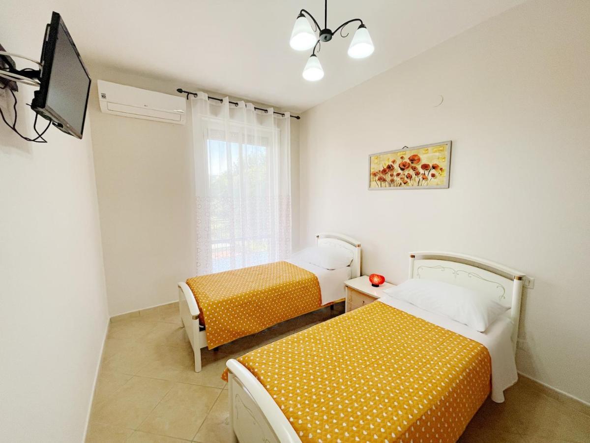 كاستيلاّماري دي ستا Flavia Apartment المظهر الخارجي الصورة