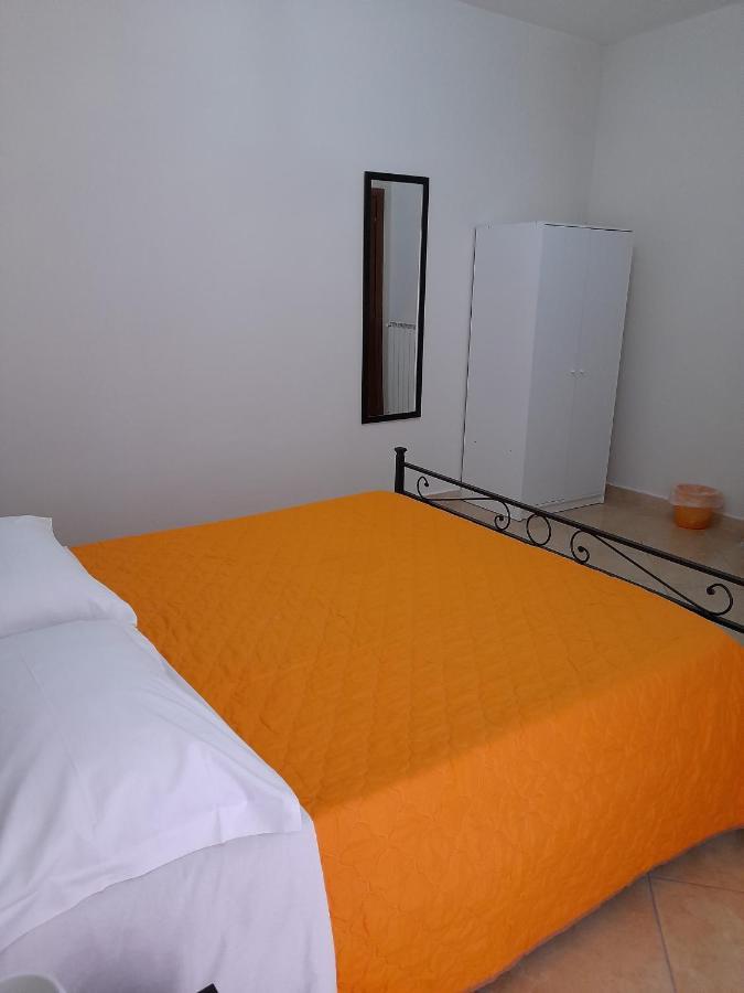 كاستيلاّماري دي ستا Flavia Apartment المظهر الخارجي الصورة